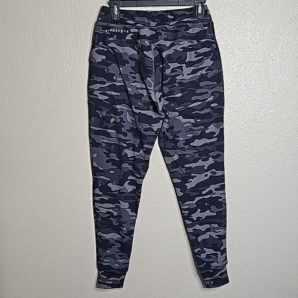 Alphalete Camo Track Pants - Black and Gray - Picture 7 of 11